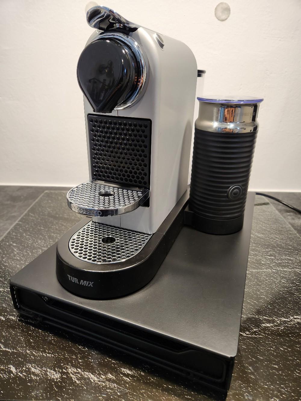 Nespresso Maschine Citiz & Milk Kapselspender in 1080 Wien for €80.00 ...