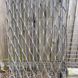 Galvanised steel grid used for outside of entrances, boot scraper , but could have many other uses . size 103cm ( 3ft 6ins ) by 61cm ( 2 ft )