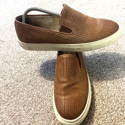 Hi and welcome to this great looking rare H By Hudson Wafers Leather Espadrilles Trainers Size Uk 8 eur 42 in very good condition thanks