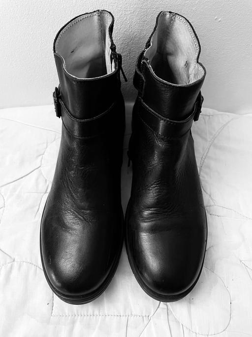 Buy & Sell South West London Balham - South West London - Photos for women boots size 37