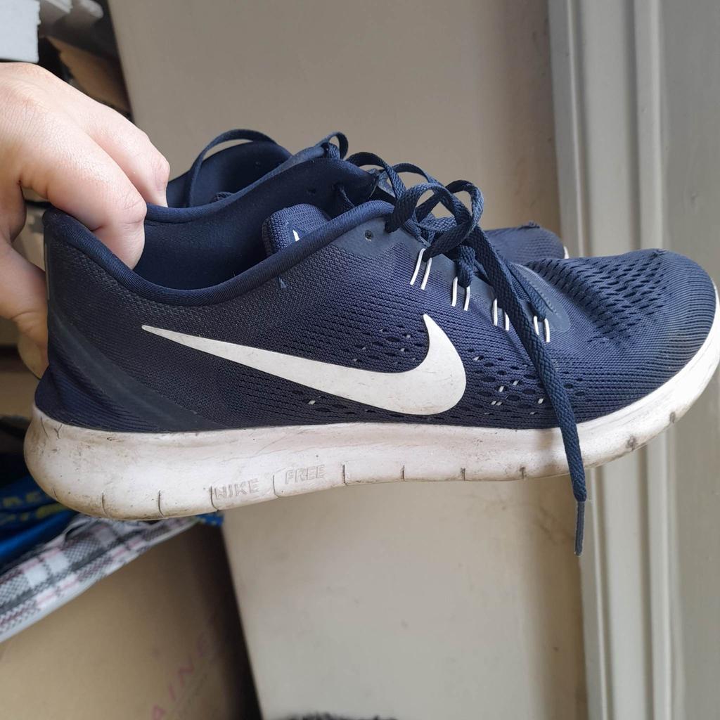 ■ PRICE: £8

■ SIZE 8.5 (UK) / 43 (EUROPE)
▪ May be a bit tight for a size 8.5, I'd say more suited for size 7.5/size 8

■ CONDITION: FAIR - FLAWS
▪ See front of each trainer for main flaws
▪ Marks, fading and some wear throughout

■ INFO:
▪ Brand: Nike Free
▪ Colour: Navy/White
▪ Does not include shoe box
▪ Unisex
▪ Very light
▪ Should get at least 2/3 months running with them
▪ Bought for £100+

■ IMPORTANT:
▪︎ Selling as moving house/downsizing
▪ Cash on collection only

---

Tags: manchester Gorton Ashton Denton Openshaw Droylsden Audenshaw hyde tameside north west salford ancoats stockport bolton reddish oldham fallowfield trafford bury cheshire longsight worsley unisex mens womens size 7 trainers size 7.5 run marathon gym fitness brand new running trainers mens trainers