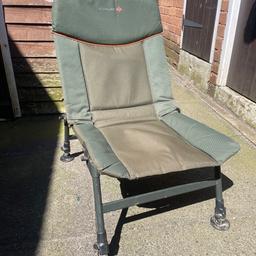 Chub carp fishing chair all perfect working order maybe a little wipe down nice comfortable chair could do with a little wipe 20£ bargain delivery available if in my area 5£