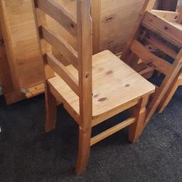 bargain .4 chairs and table need to go asap located rossendale