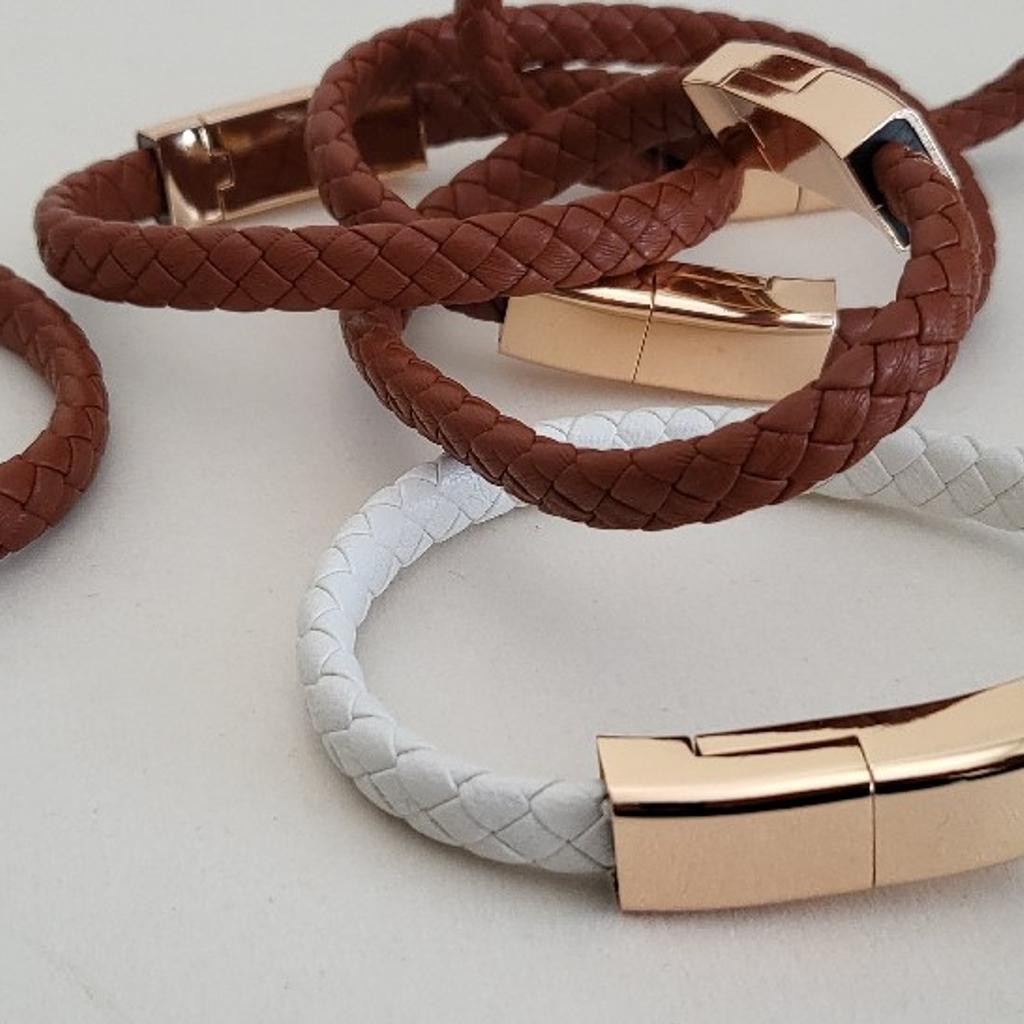 Brand new. Available in White & brown. Iphone lightning usb charging cable 21cm length. Unique bracelet funky style. Perfect for emergencies. Can post within UK. Collection from Luton LU4