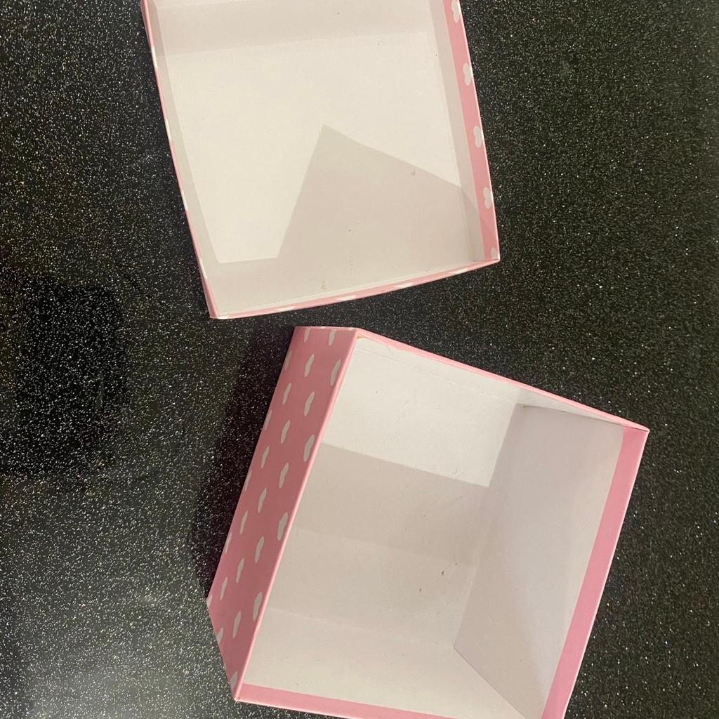 Light pink gift box with white hearts. Happy to post if buyer covers cost of postage.