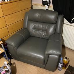 Pair of leather recliner leather armchairs for sale. Bought from DFS about a year ago and hardly used. Both armchairs are in great condition with no damage and are very comfortable to sit on. Both come apart into 2 pieces so it’s easy to move around.