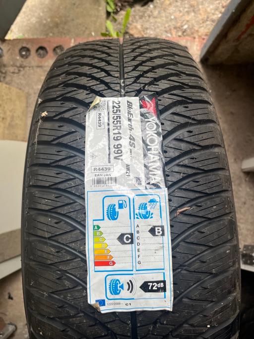 Vehicles West Midlands Birmingham - Photos for Yokohama 225/55R19 brand new tyre