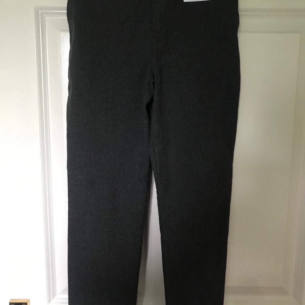 💥💥 OUR PRICE IS JUST £2 💥💥

Preloved boys grey school pants/trousers

Age: 8-9 years
Brand: M&S
Condition: like new hardly used

All our preloved school uniform items have been washed in non bio, laundry cleanser & non bio napisan for peace of mind

Collection is available from the Bradford BD4/BD5 area off rooley lane (we have no shop)

Delivery available for fuel costs

We do post if postage costs are paid For

No Shpock wallet sorry