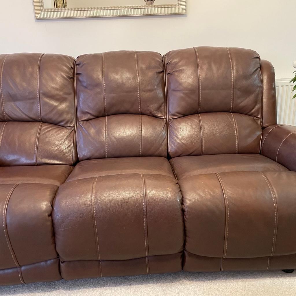 Sofology leather 3 seater reclining sofa in N20 London for £300.00 for sale Shpock