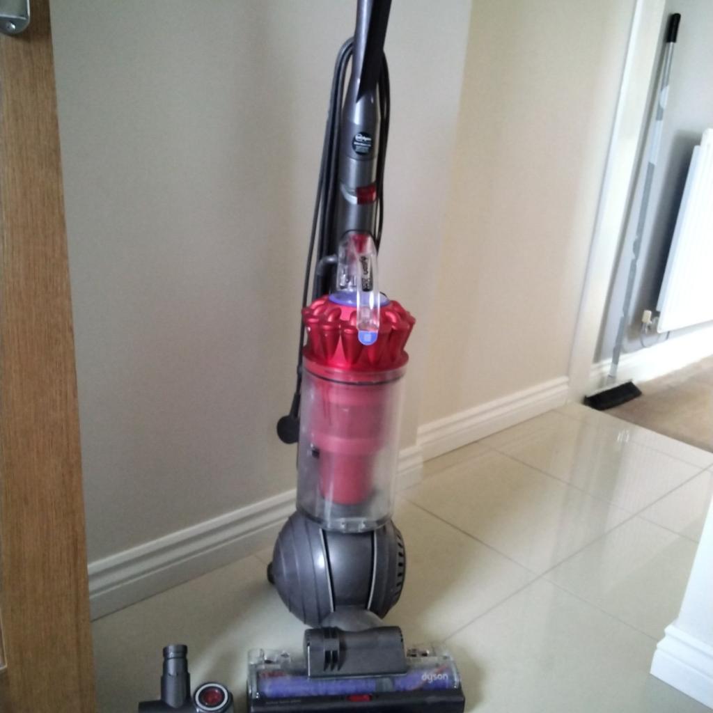 Dyson DC55 Vacuum Cleaner with extra tools in B43 Sandwell for £50.00