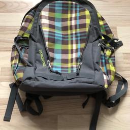 Verkauft wird ein gebrauchter CEEVEE Rucksack Backpack. Der Rucksack hat viele Fächer und ist für jede Aktivität geeignet. Er ist in einem guten Zustand (siehe Bilder).
Versand und Abholung möglich