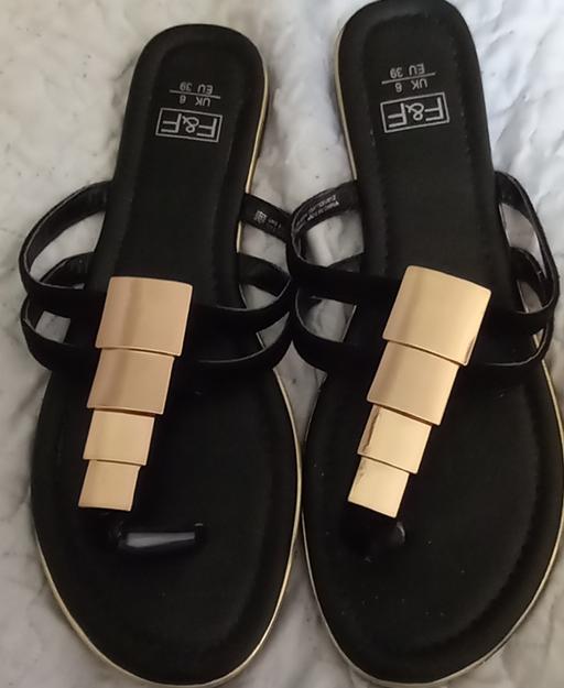 Buy & Sell Orkney Islands Sanday - Orkney Islands - Photos for Ladies Black & Gold Sandals-Size 6