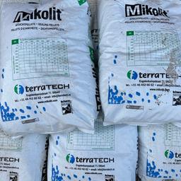 Mikolit 00 sealing pellets 25kg x 8 bags. Sealing pellets for ponds.
Normally £45 a bag now £25 a bag.
8 bags will sell separately