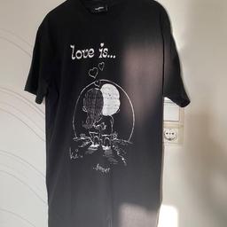Dsquared2 Love is forever t shirt + XL + UNISEX