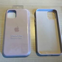 2 Stück iPhone 11Pro Silikon Case/Hülle in rosa zu verkaufen. Leichte Gebrauchsspuren vorhanden ( bei dem Original) die no Name ist neuwertig.
Preis VB
Versand möglich.