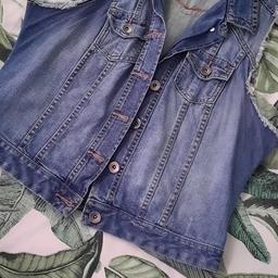 ladies denim waist coat from Dorothy perkins size 14 
no offers no holding pet free smoke free home collection Tipton dy4