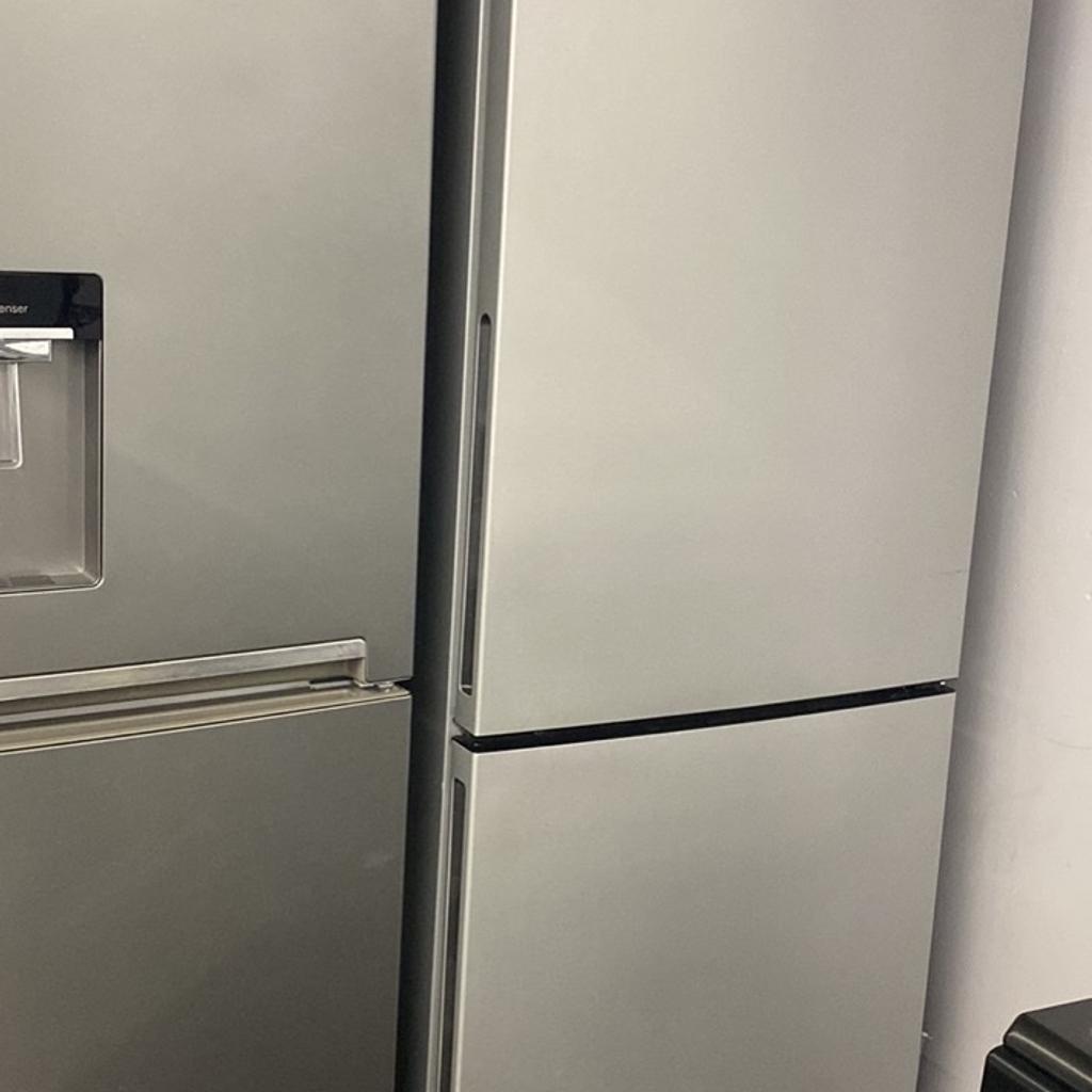 🤩Hoover Fridge Freezer 🤩 in Wv10 9ds Wolverhampton für £ 220,00 zum