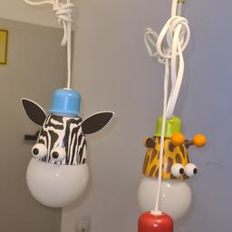 Dekorative Lampe für Kinderzimmer mit Tiere gesichten . Affe, Zebra und Tiger.