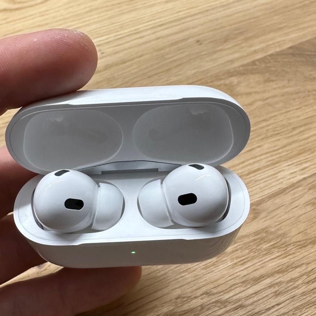 Apple AirPods Pro Gen 2 Gebraucht in 76694 Forst für 150,00 € zum Verkauf