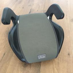Child car booster seat. 
Good condition. 
Collection only.