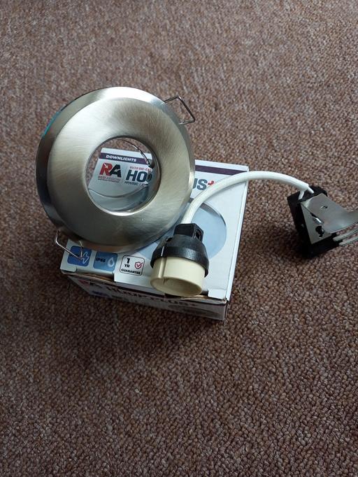 Buy & Sell Derbyshire Bolsover - Photos for Chrome satin downlights