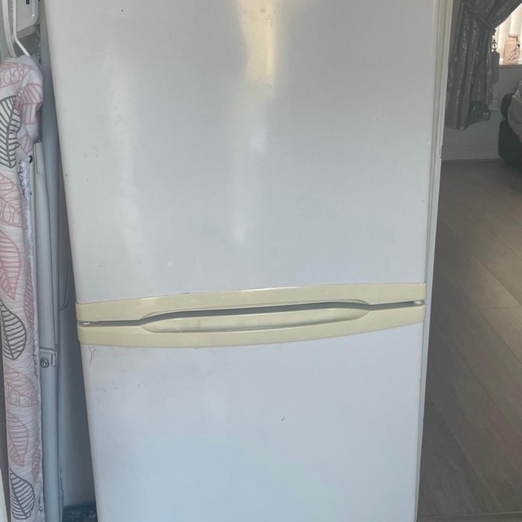 Fridge freezer in L35 Prescot for £30.00 for sale Shpock