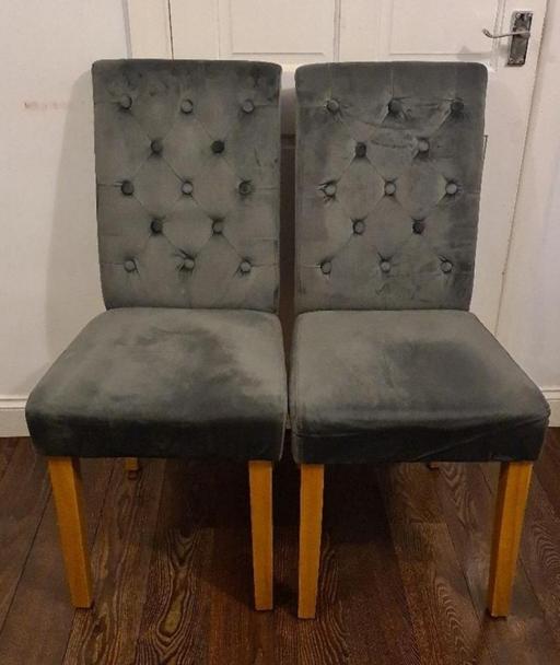 Buy & Sell South East London Crystal Palace - SE20 - Photos for velvet botton back dinning chairs