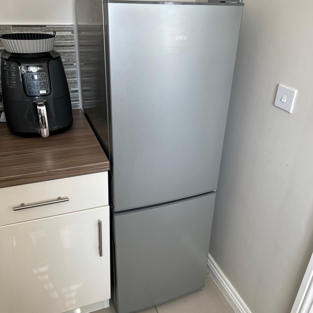Logik fridge freezer 60/40 in B42 Birmingham für 120,00 £ zum Verkauf