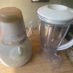 Moulineux vitamin coffee grinder and blender
In working condition
2 pint + capacity to blender jug
Grinder can be used for spices or coffee