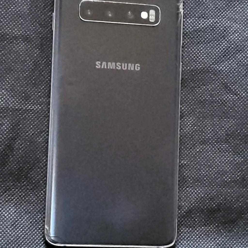 Samsung s10 G973F/DS 128gb Duos dual sim unlocked free network 100% working condition, touch works on the entire surface of the display, just cracked glass screen

Prefer cash and collection West Drayton ( London ) or shipping after bank transfer +£8.90

no PayPal, no WhatsApp, no scammers, no silly offers, no time wasters.

thanks for your purchase