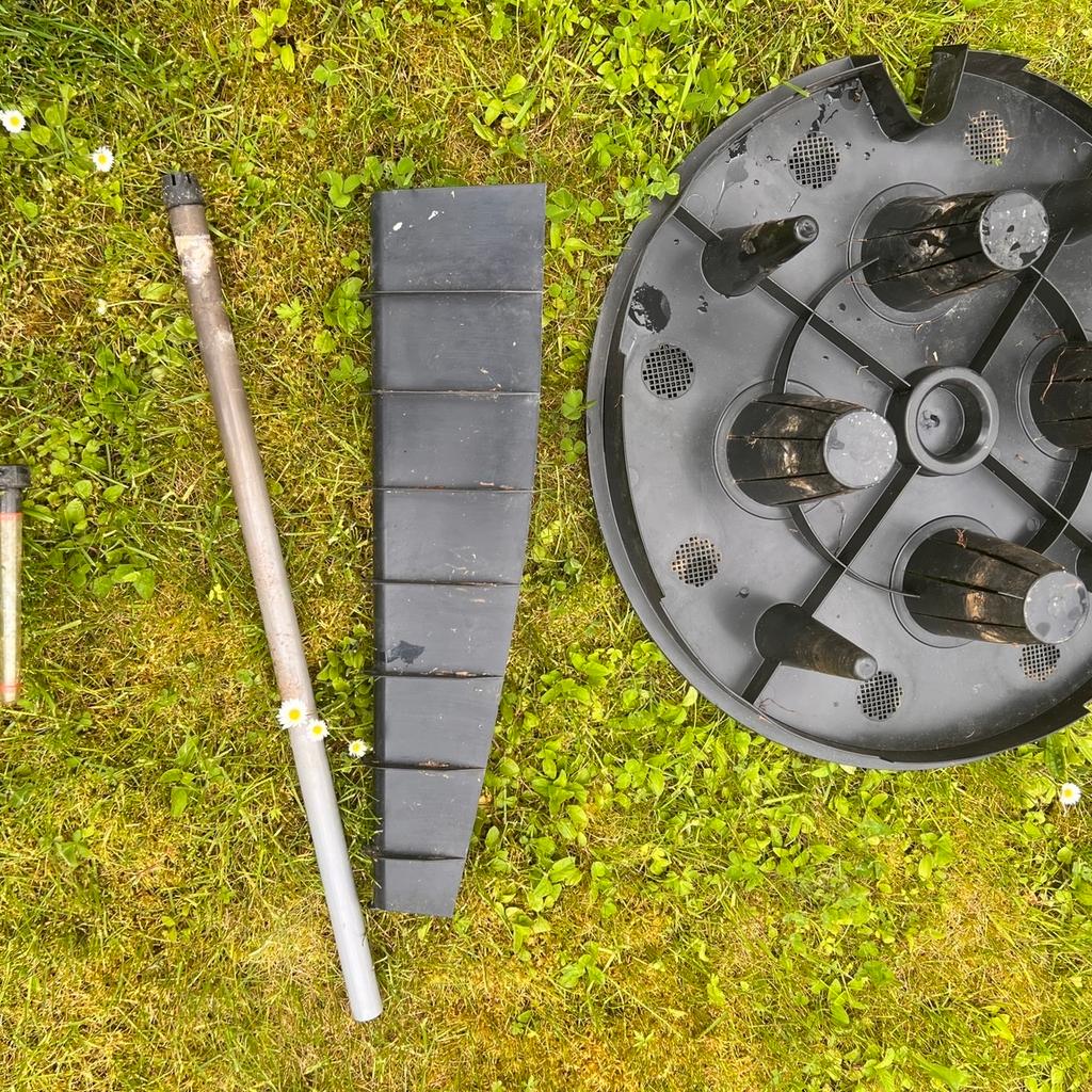 schwarzer Pflanzentopf 70cm Durchmesser, Höhe 68 cm, Lechuza Bewässerungssystem,