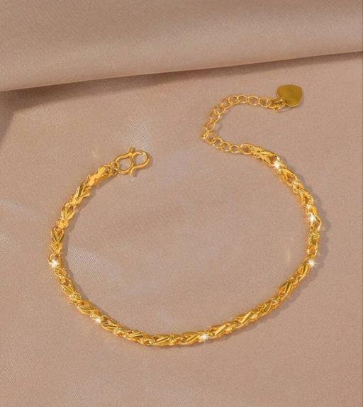 Buy & Sell South West London Nine Elms - South West London - Photos for Ladies 18ct Gold Plated Bracelet