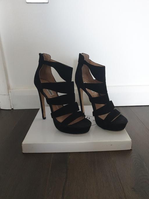 Buy & Sell North West London Queen`s Park - North West London - Photos for Steve Madden Heels