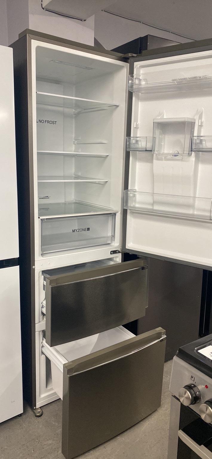 🌟Haier Fridge Freezer 🌟 in Wv10 9ds Wolverhampton für £ 350,00 zum