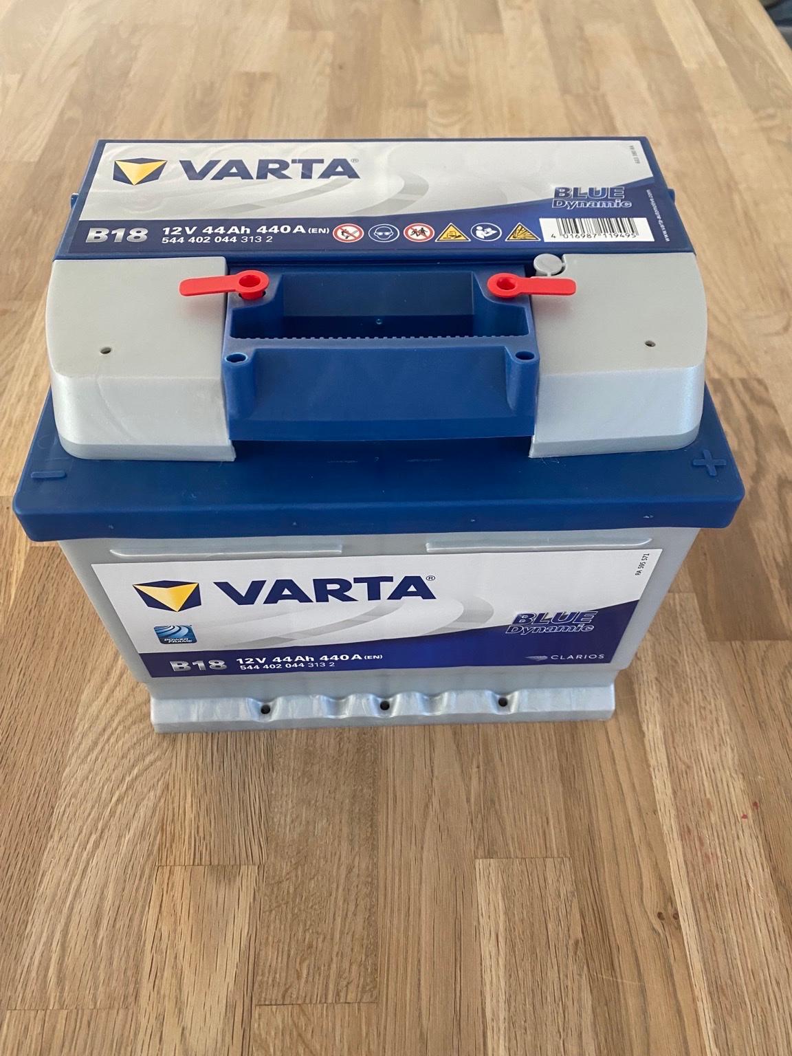 Varta B18 Autobatterie, unbenutzt in 68305 Mannheim für 47,00 € zum  Verkauf