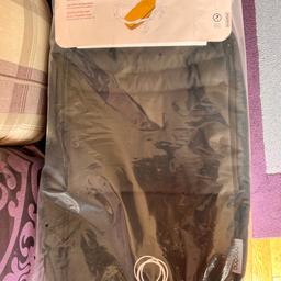 New and Sealed Bugaboo Bee Baby Cocoon
Fits a range of pram styles. Please see the Bugaboo website for all the sizes 

Black
Original Bugaboo item - The code is shown to show all the details and can be checked online

Fixed Price and Collection Only