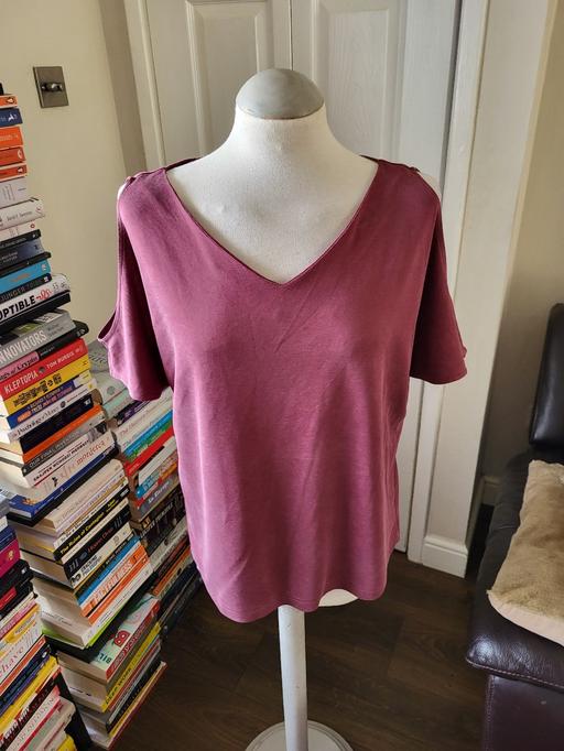 Buy & Sell West Midlands - Photos for Oliver Bonas Burgundy Top Blouse Size 8