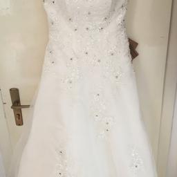 Hochzeitskleid  Gr 38 neu 75€

Verkaufe hier mein Brautkleid in Gr 38. Es ist super bequem und sieht einfach toll aus.