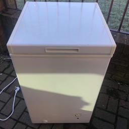 Selling this chest freezer it is in working order it is a used item so  maybe signs of wear nothing drastic it is  50 cms wide so ideal for small gaps ,  it’s a bonus this freezer is on wheels as well so easy to move about no warranty offered and pick up only