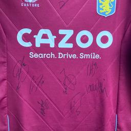 Brand new Aston Villa shirt signed by 9 first team players including World Cup winner emi Martinez photo and video proof got it done at body more Heath signatures are
Tyrone mings
Douglas Louise
Emi buendia
Leon Bailey
Matty cash
Duran
EMI Martinez
Ollie Watkins
Offers ????