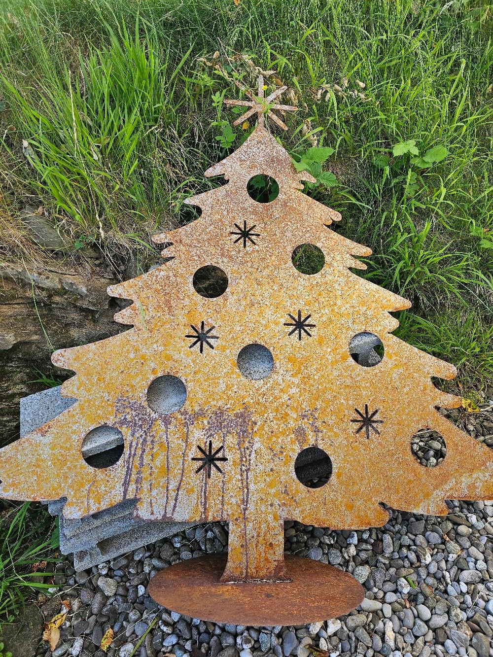 rostiger Tannenbaum aus Metall in 6850 Stadt Dornbirn für 20,00 € zum