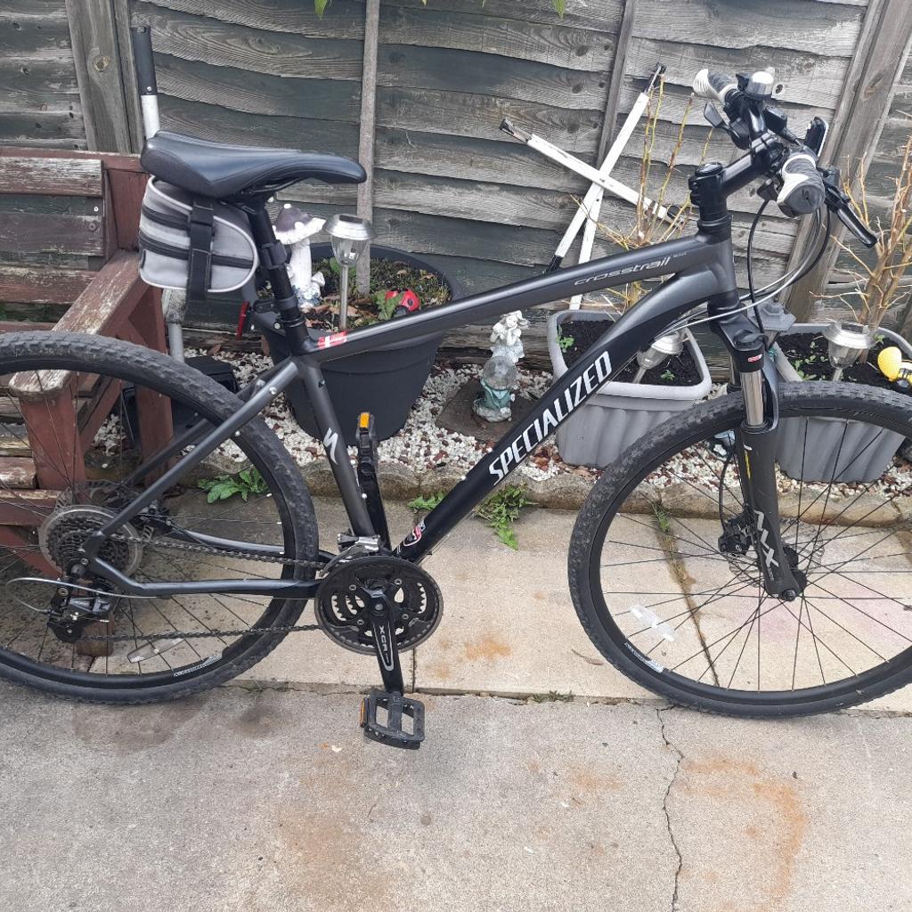 specialized crosstrail sport hybrid bike in N16 London for £240.00 for sale Shpock