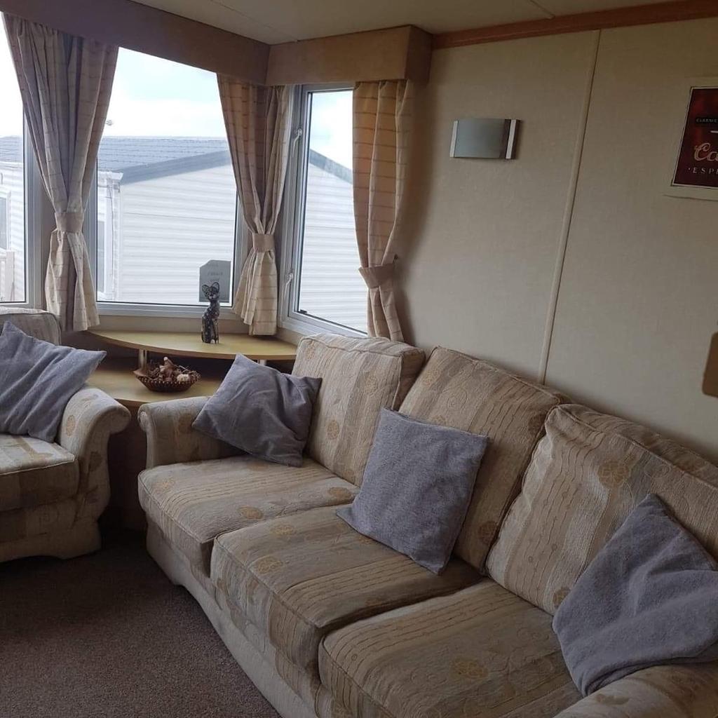 Caravan at sand le mere on east coast. Ideal if your on a cheap ish budget. Sleeps up to 6. Close to beach. Club house passes sold separately. Lively bar and restaurant and swimming pool. Don’t miss out.