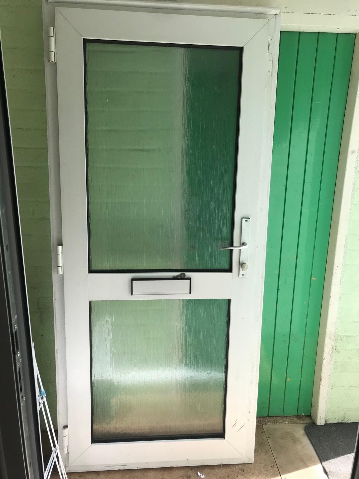 upvc-door-frame-in-sg1-stevenage-for-free-for-sale-shpock