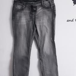 New Next jeans size 16R with tag 
please feel free to check my other ads