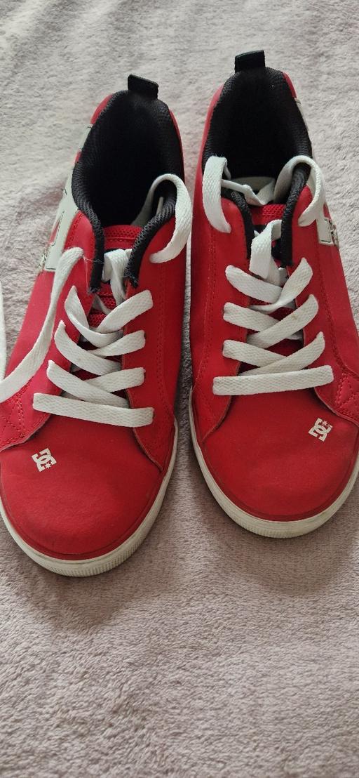 Buy & Sell South Yorkshire Sheffield - Photos for Retro style DC shoes SIZE 3.5 UK