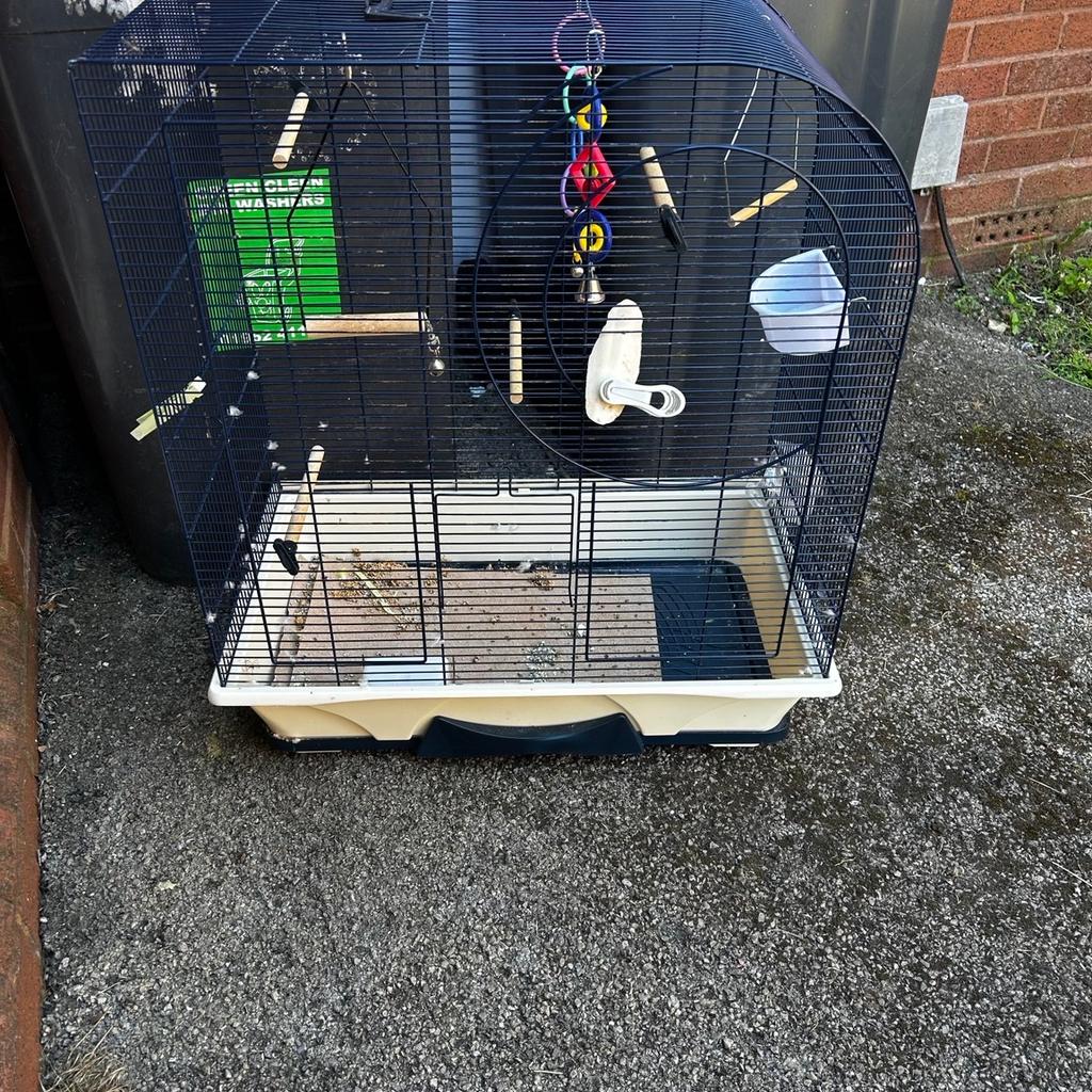 FREE!!!! Large Bird Cage in TF2 Telford für gratis zum Verkauf Shpock DE