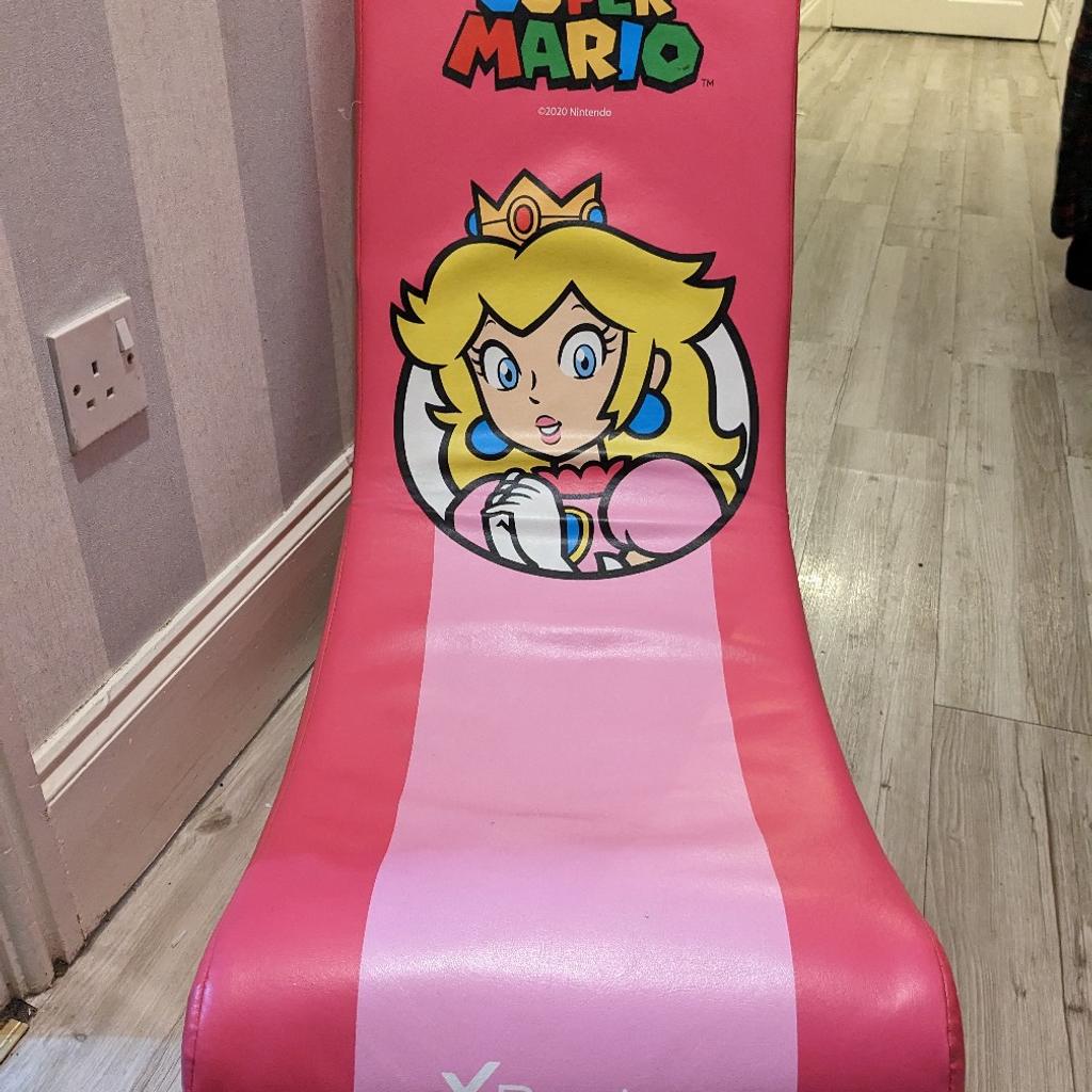 princess peach x rocker gaming chair in B37 Wood für £ 20,00 zum