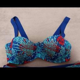 Verkaufe einen neuen Bikini 3 Teiler in 40.
Bikini Oberteil
Bikini Hose
Short.
Farbe: Blau/Rot/Türkis
Versand möglich.