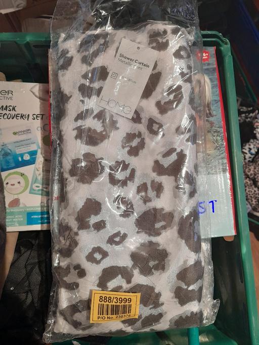 Buy & Sell West Midlands Sandwell - Photos for silver animal print shower curtain in bag new